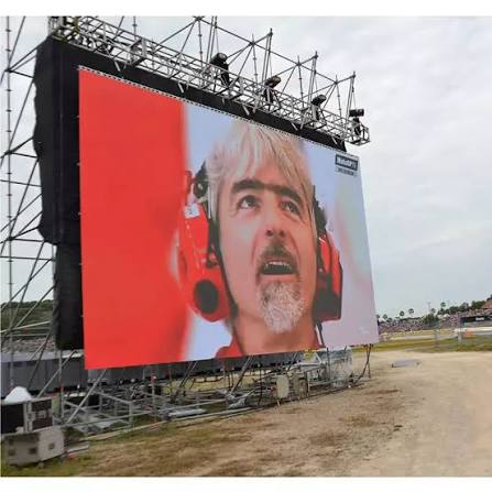 Large full-size outdoor LED event screen